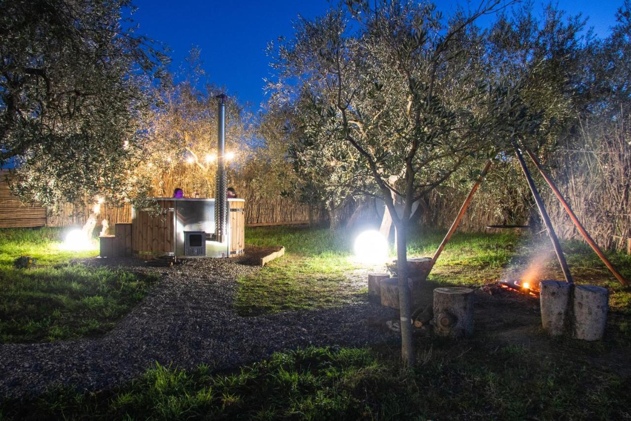 2 Cuori E 1 Yurta Glamping In Tuscany - Adults Only Asciano Ngoại thất bức ảnh