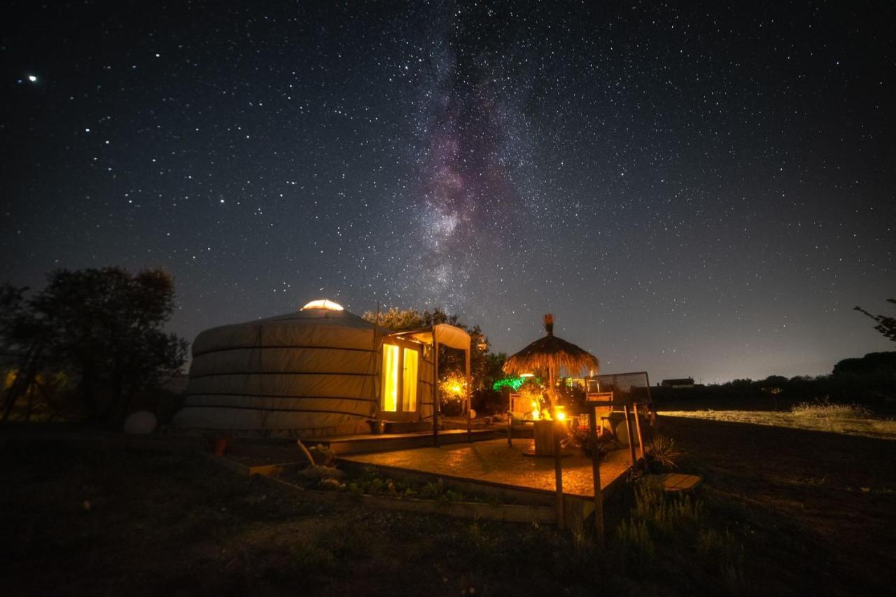 2 Cuori E 1 Yurta Glamping In Tuscany - Adults Only Asciano Ngoại thất bức ảnh