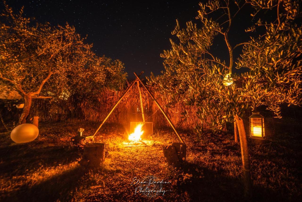 2 Cuori E 1 Yurta Glamping In Tuscany - Adults Only Asciano Ngoại thất bức ảnh